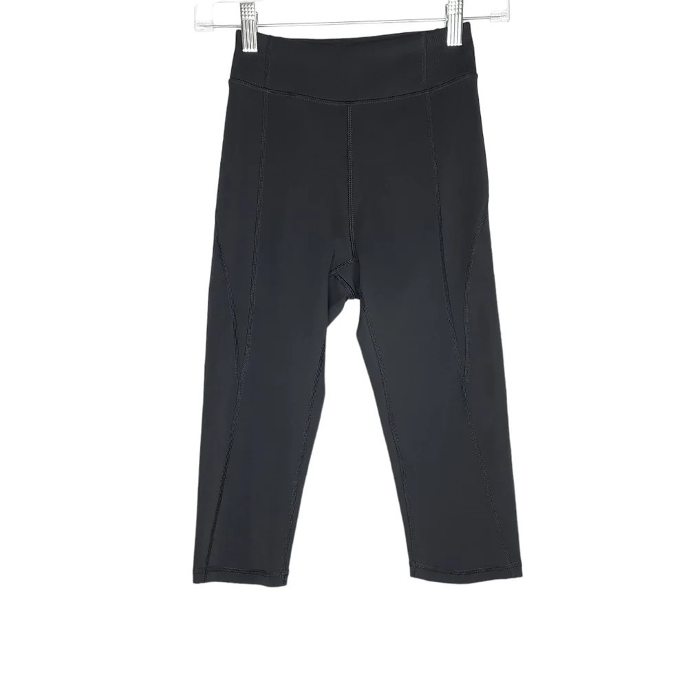 Ivy Park Capri Leggings in Black